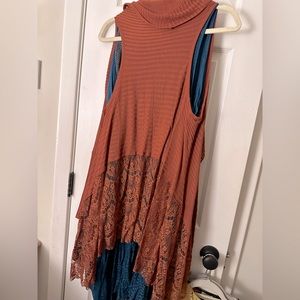 Grace and Lace one size rust lace flip vest EUC